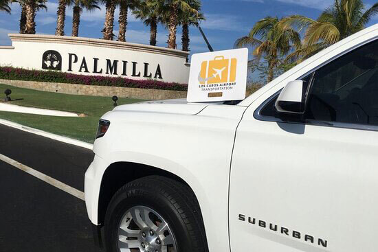 White Luxury SUV arriving to Palmilla
